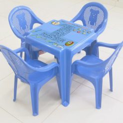 Mesa Infantil Plástica Empilhável com Jogo - Cor Azul
